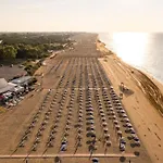 Seafront Bright Flat-beahost Daire