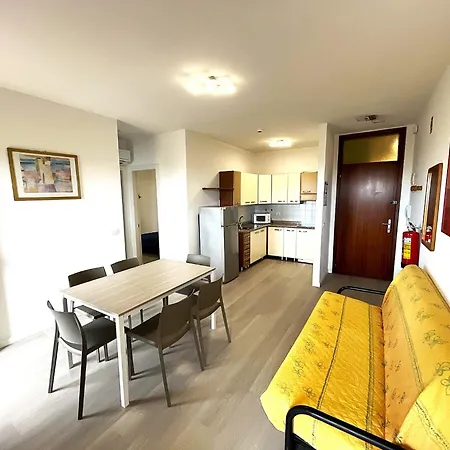 Seafront Bright Flat-beahost Μπιμπιόνε