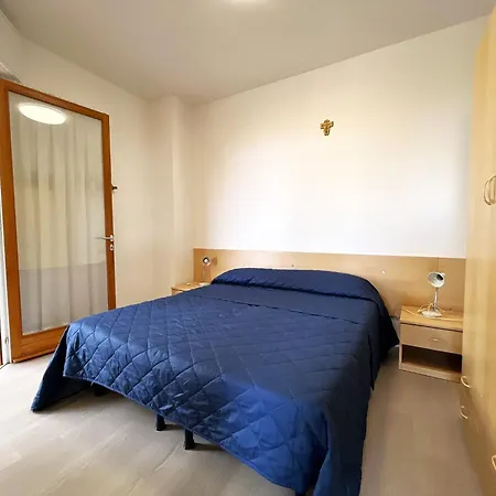 Seafront Bright Flat-beahost *